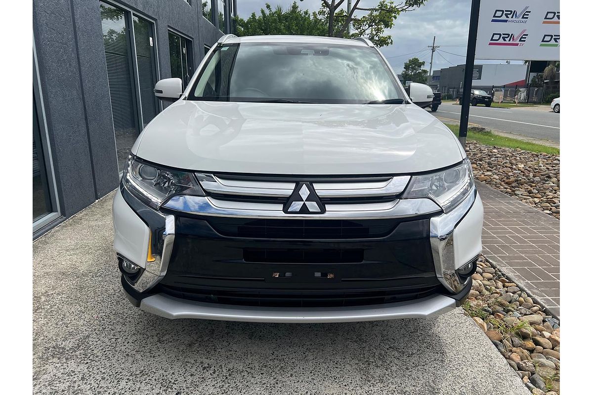 2017 Mitsubishi Outlander LS Safety Pack ZK