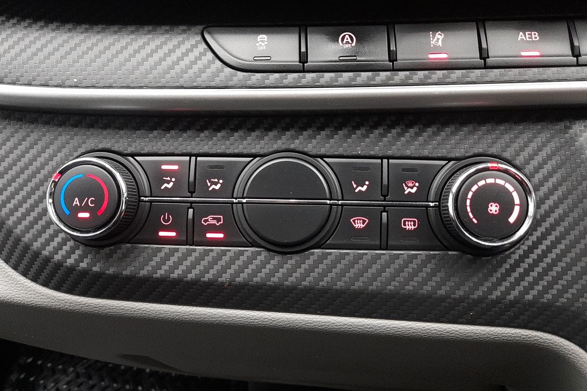 2022 LDV Deliver 9 MWB Mid Roof MWB Mid Roof