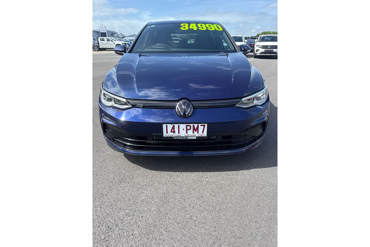 2022 Volkswagen Golf 110TSI R-Line 8
