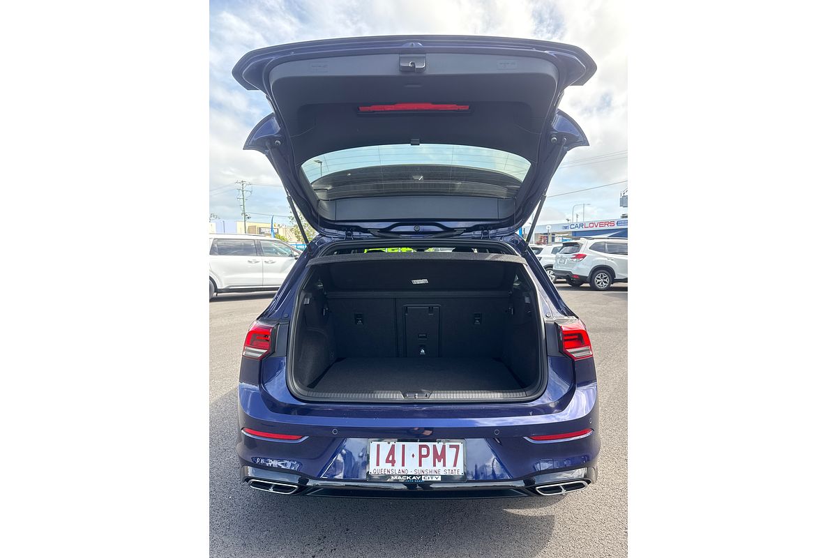 2022 Volkswagen Golf 110TSI R-Line 8