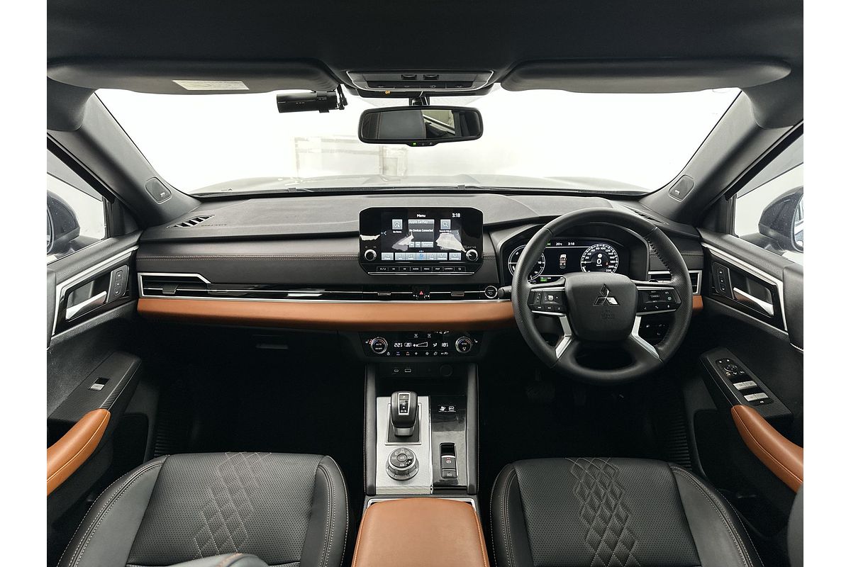 2024 Mitsubishi Outlander PHEV Exceed Tourer ZM