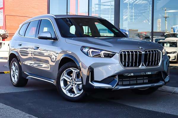 2025 BMW X1 sDrive18i U11