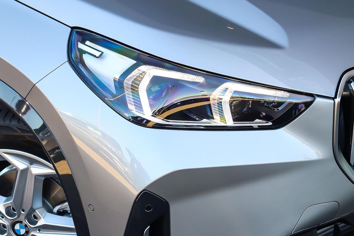 2025 BMW X1 sDrive18i U11