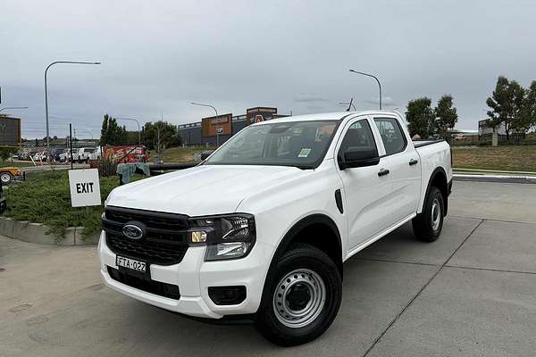 2025 Ford Ranger XL 4X4 2.0L