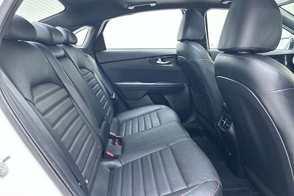 2023 Kia Cerato GT BD thumb-11