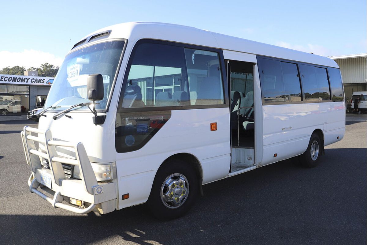 2009 Toyota Coaster STANDARD (LWB) XZB50R 07 UPGRADE