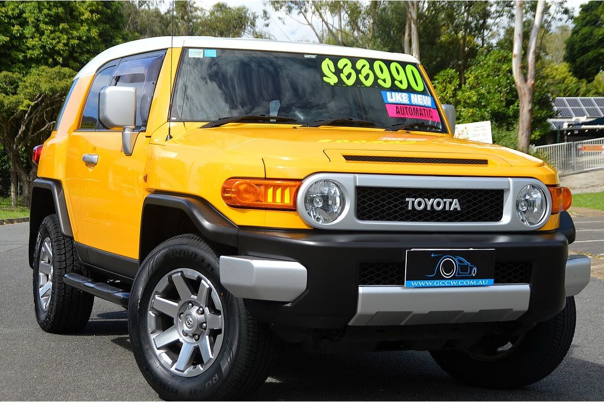 2014 Toyota FJ Cruiser GSJ15R