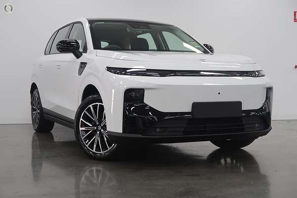 2026 Leapmotor B10 Design LR A12