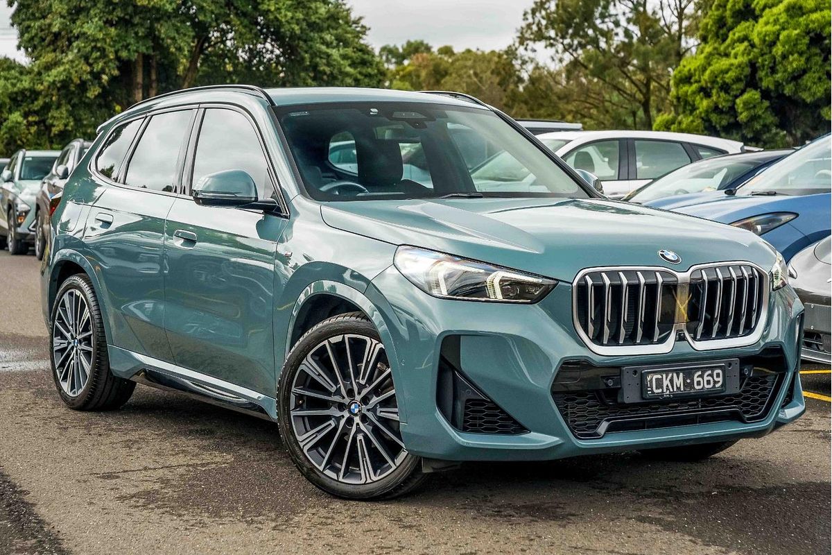 2023 BMW X1 xDrive20i U11
