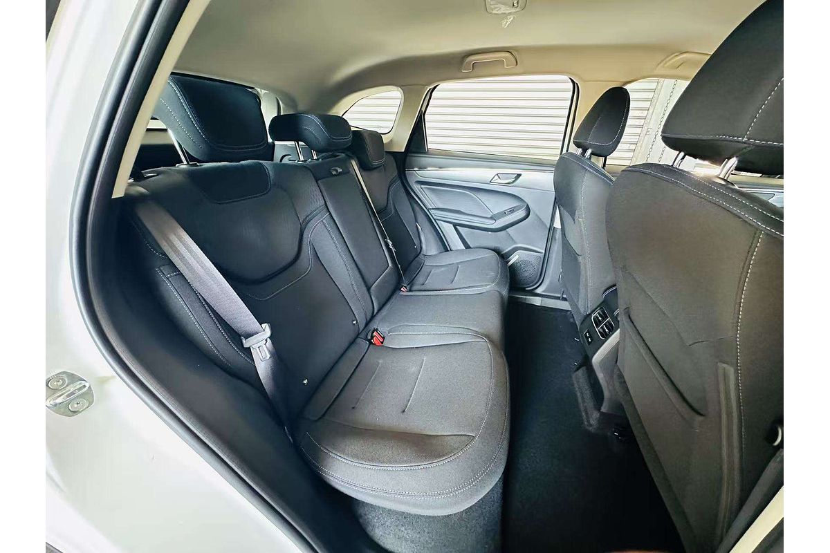 Jolion Pro Premium Auto 4x2 Hybrid