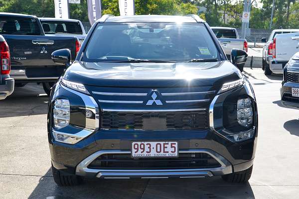 2025 Mitsubishi Outlander Exceed ZM thumb-2