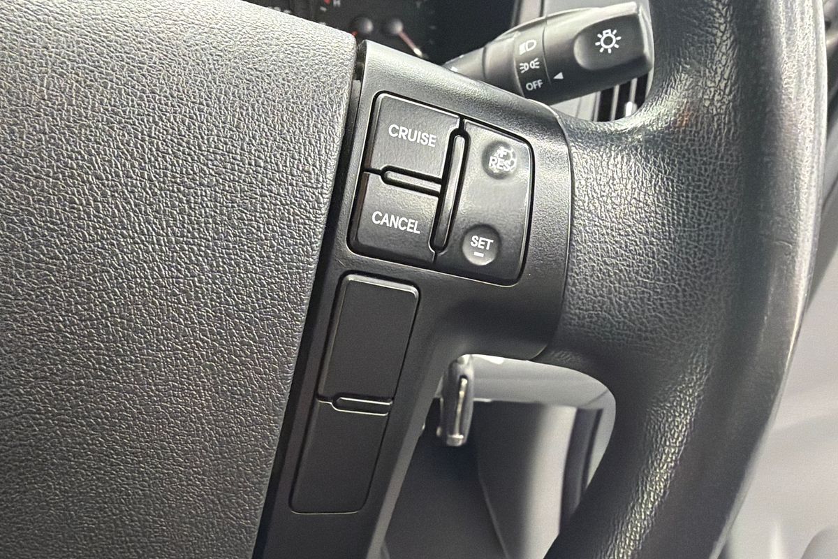 2017 Hyundai iLoad TQ3-V Series II