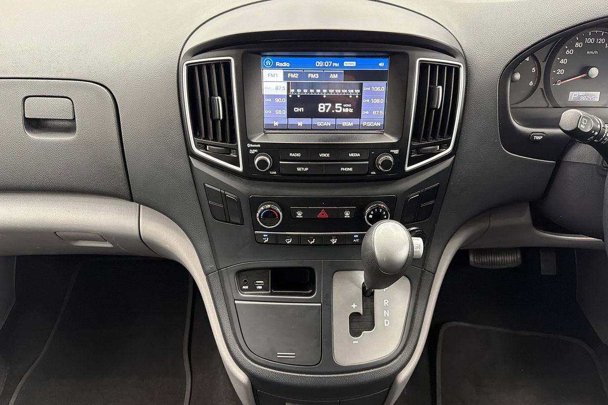 2017 Hyundai iLoad TQ3-V Series II