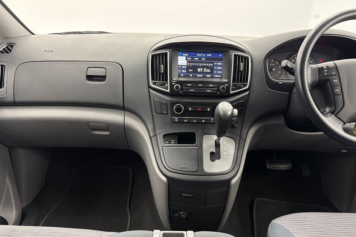 2017 Hyundai iLoad TQ3-V Series II