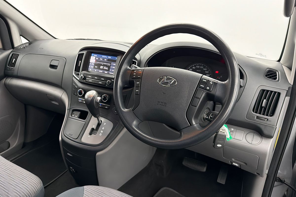 2017 Hyundai iLoad TQ3-V Series II