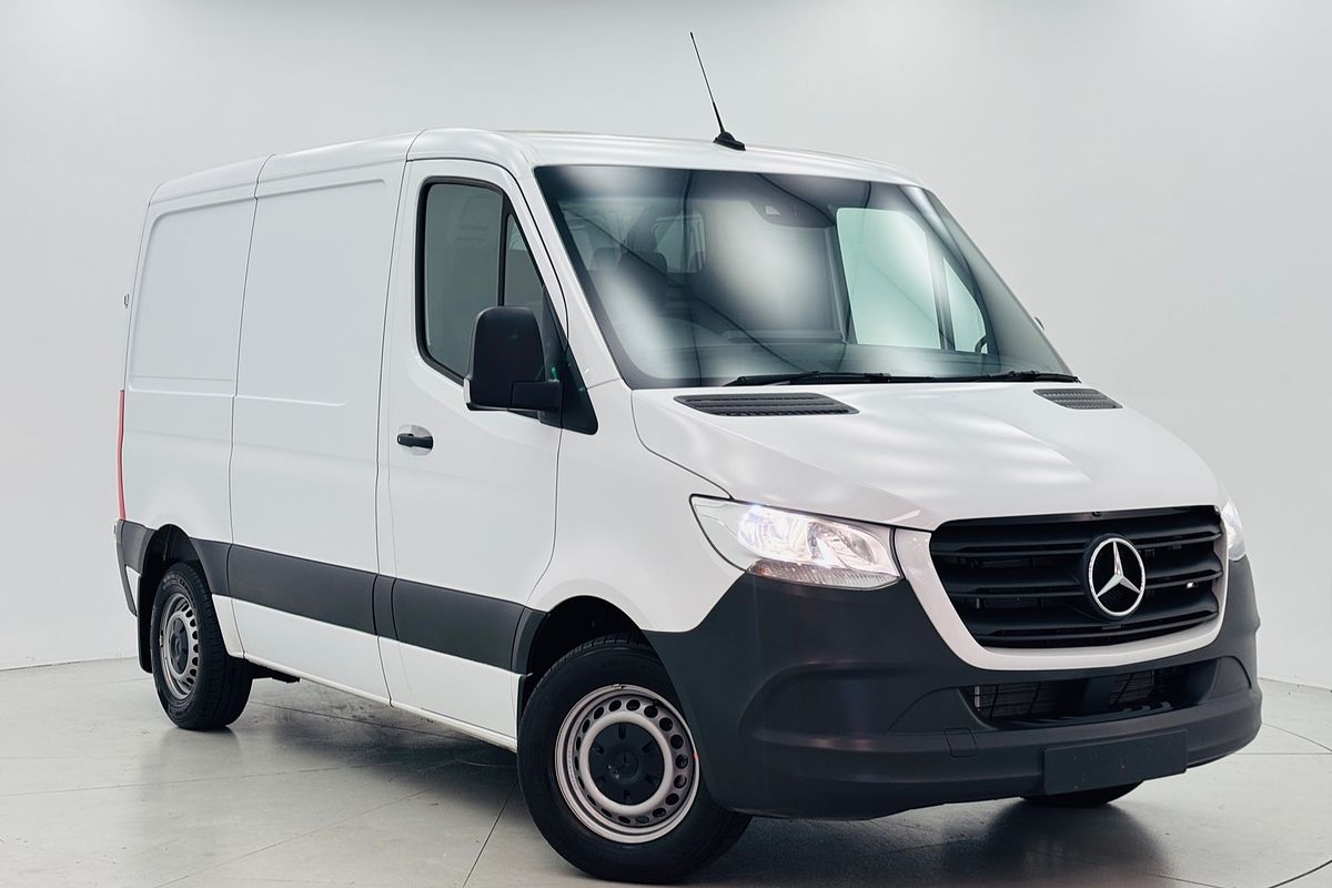 2023 Mercedes-Benz Sprinter 315CDI VS30 SWB Low Roof