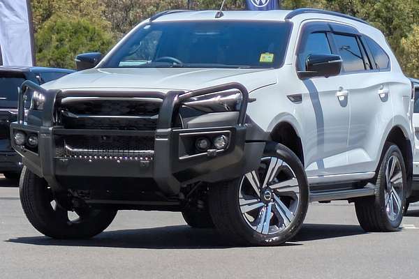 2025 Isuzu MU-X LS-T