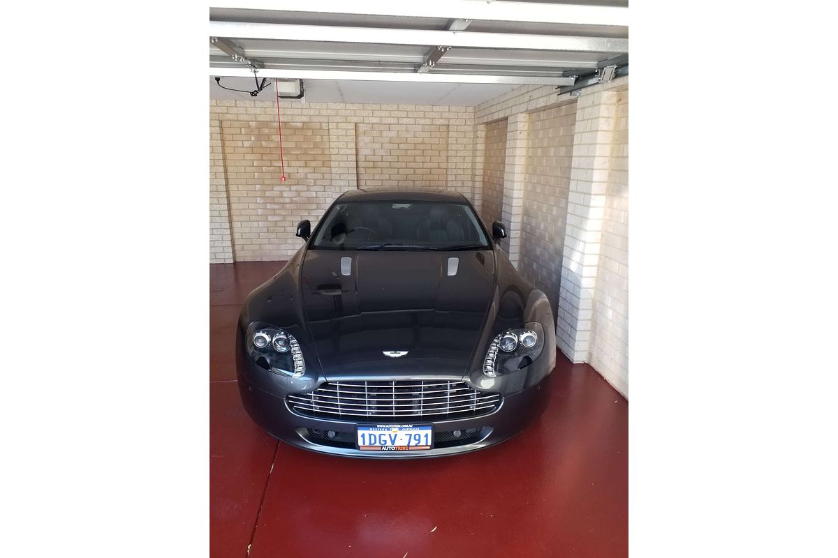 2010 Aston Martin V8 Vantage