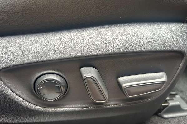 2019 Toyota RAV4 Cruiser AXAH52R thumb-15