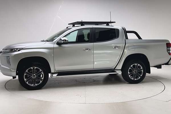 2020 Mitsubishi Triton GLX MR 4X4 thumb-6