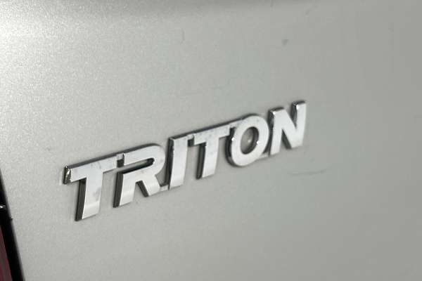 2020 Mitsubishi Triton GLX MR 4X4 thumb-21