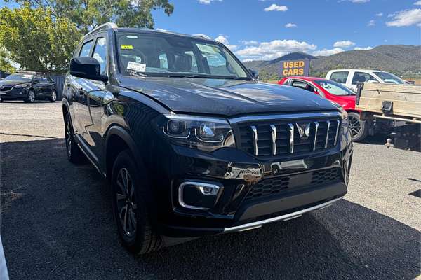 2025 Mahindra Scorpio Z8L