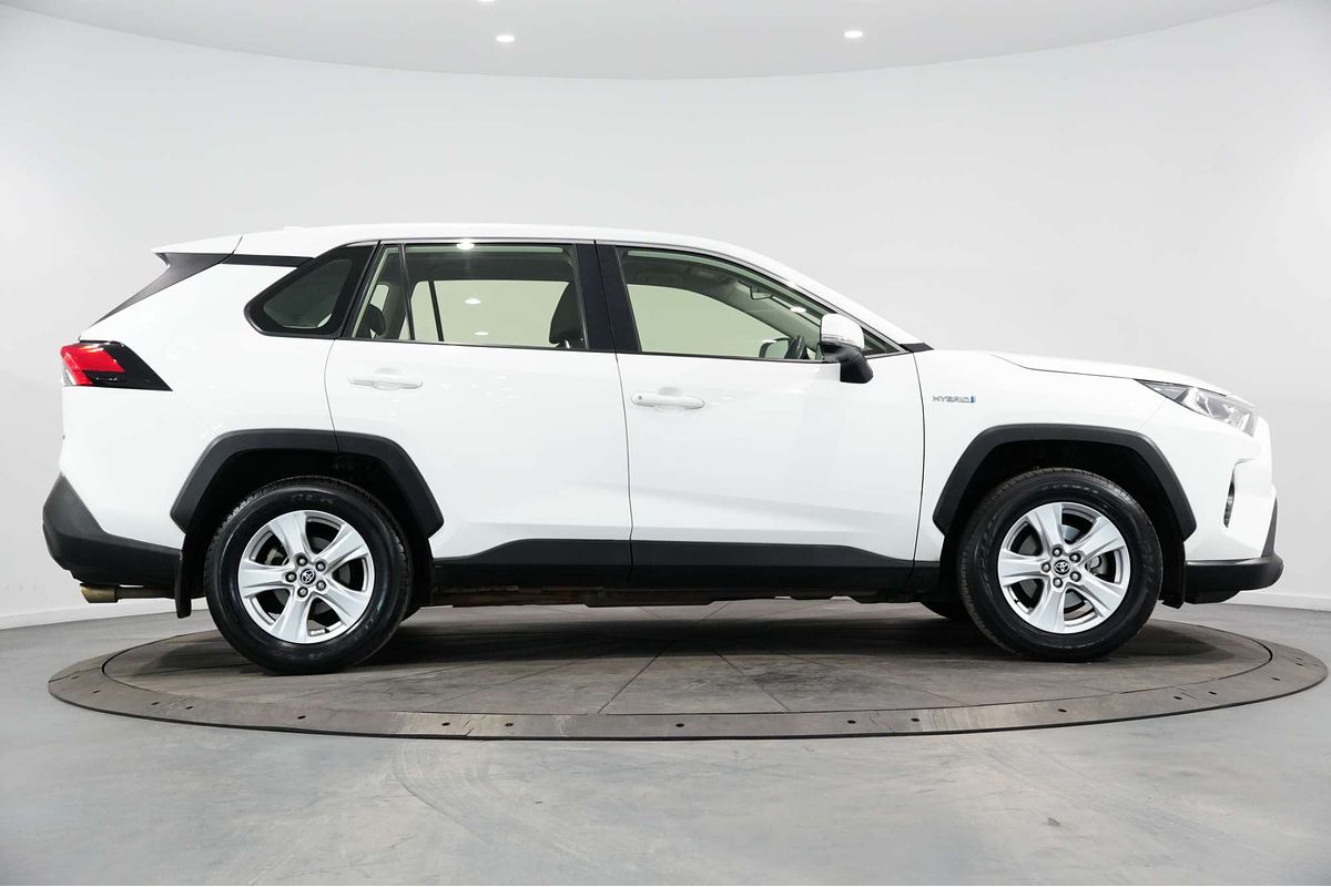 2021 Toyota RAV4 GX AXAH52R