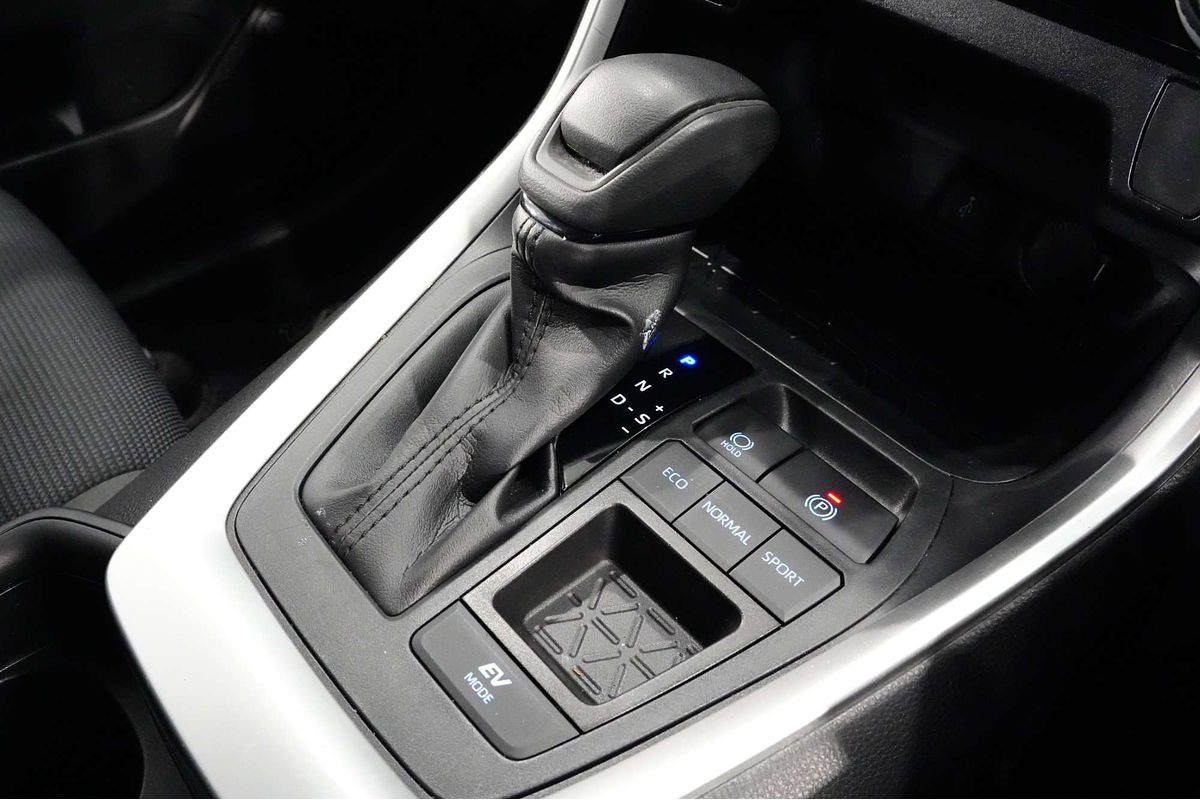 2021 Toyota RAV4 GX AXAH52R