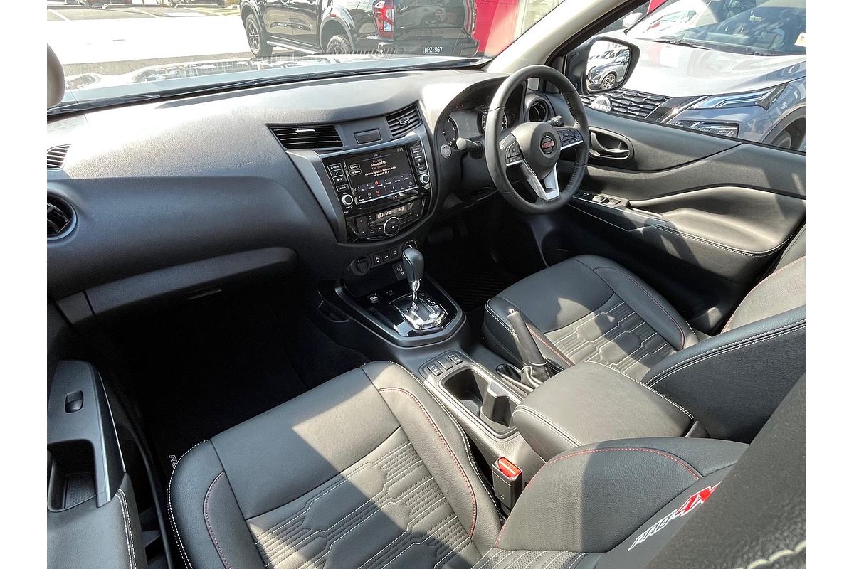 2025 Nissan Navara PRO-4X D23 4X4