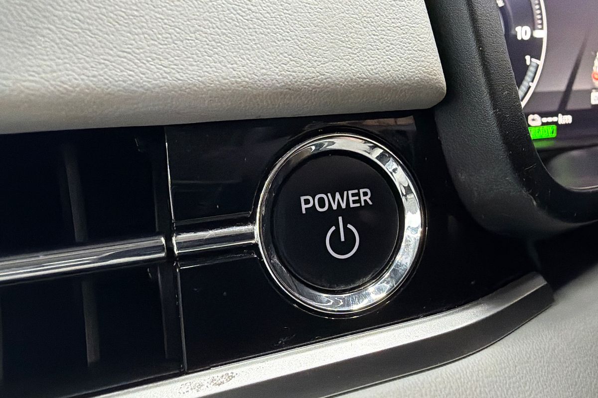 2023 Mitsubishi Outlander PHEV Exceed ZM