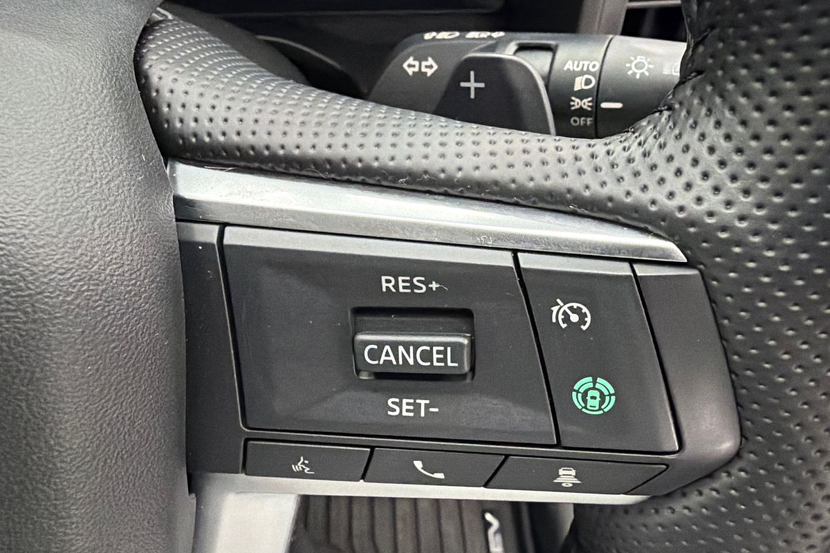 2023 Mitsubishi Outlander PHEV Exceed ZM