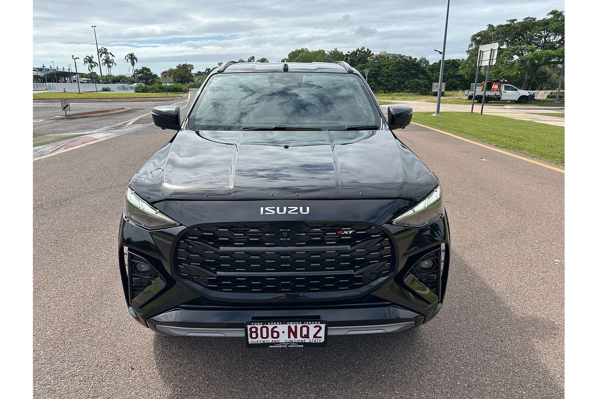2025 Isuzu MU-X X-TERRAIN