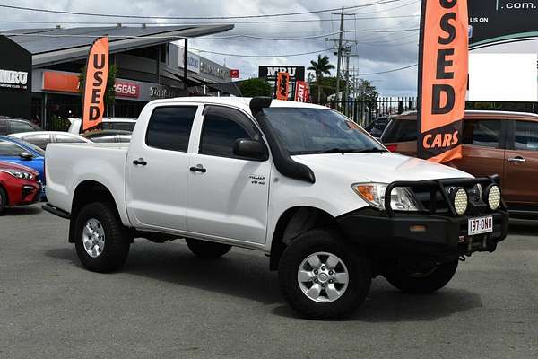 2005 Toyota Hilux SR GGN25R 4X4