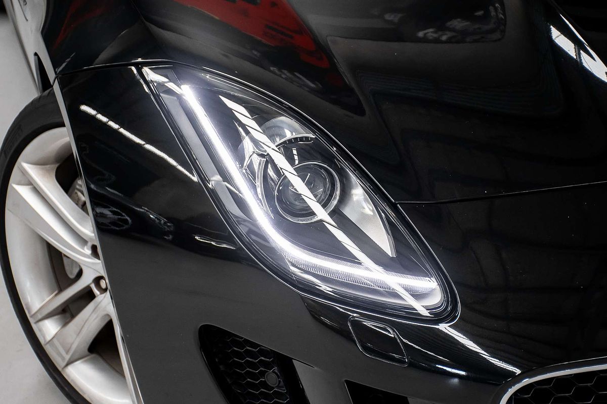 2016 Jaguar F-TYPE  X152