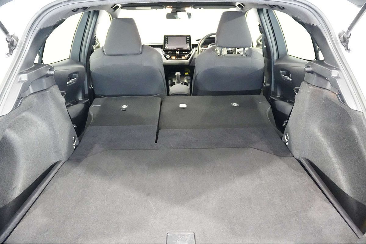 2021 Toyota Corolla SX Hybrid ZWE211R