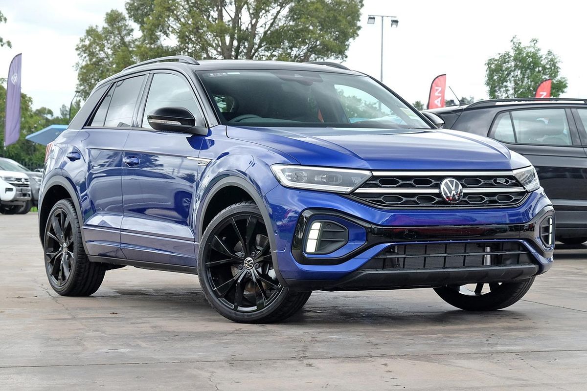 2025 Volkswagen T-Roc 140TSI R-Line D11