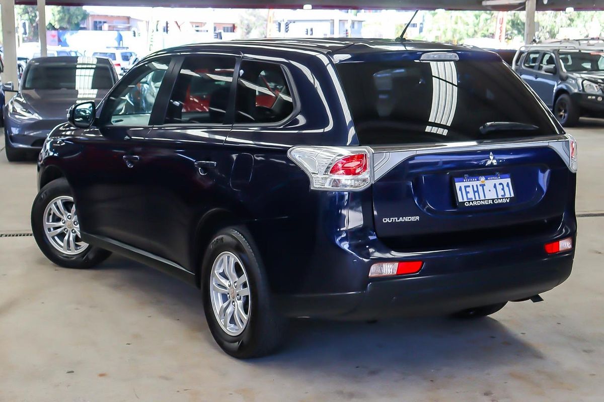 2013 Mitsubishi Outlander LS ZJ