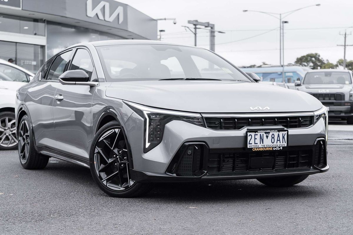 2025 Kia K4 GT-Line CL4m