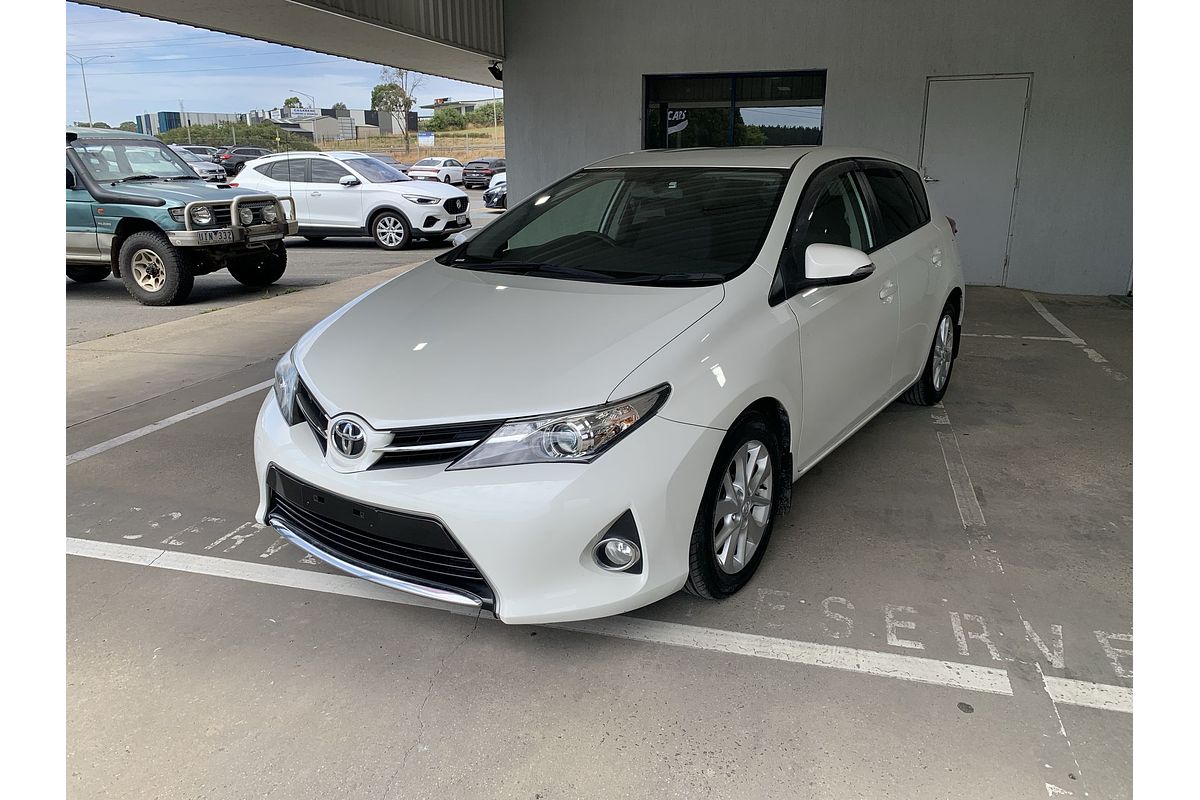 2014 Toyota Corolla Ascent Sport ZRE182R