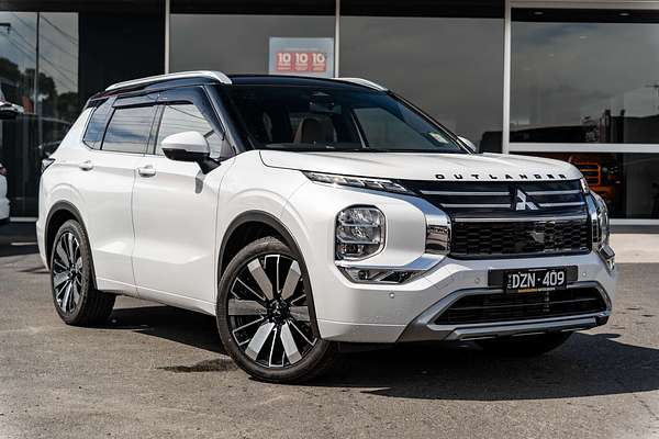 2025 Mitsubishi Outlander Exceed Tourer ZM