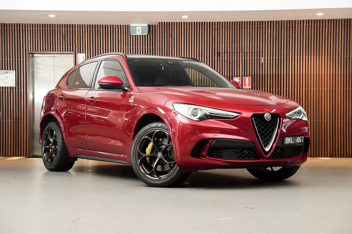 2019 Alfa Romeo Stelvio Quadrifoglio