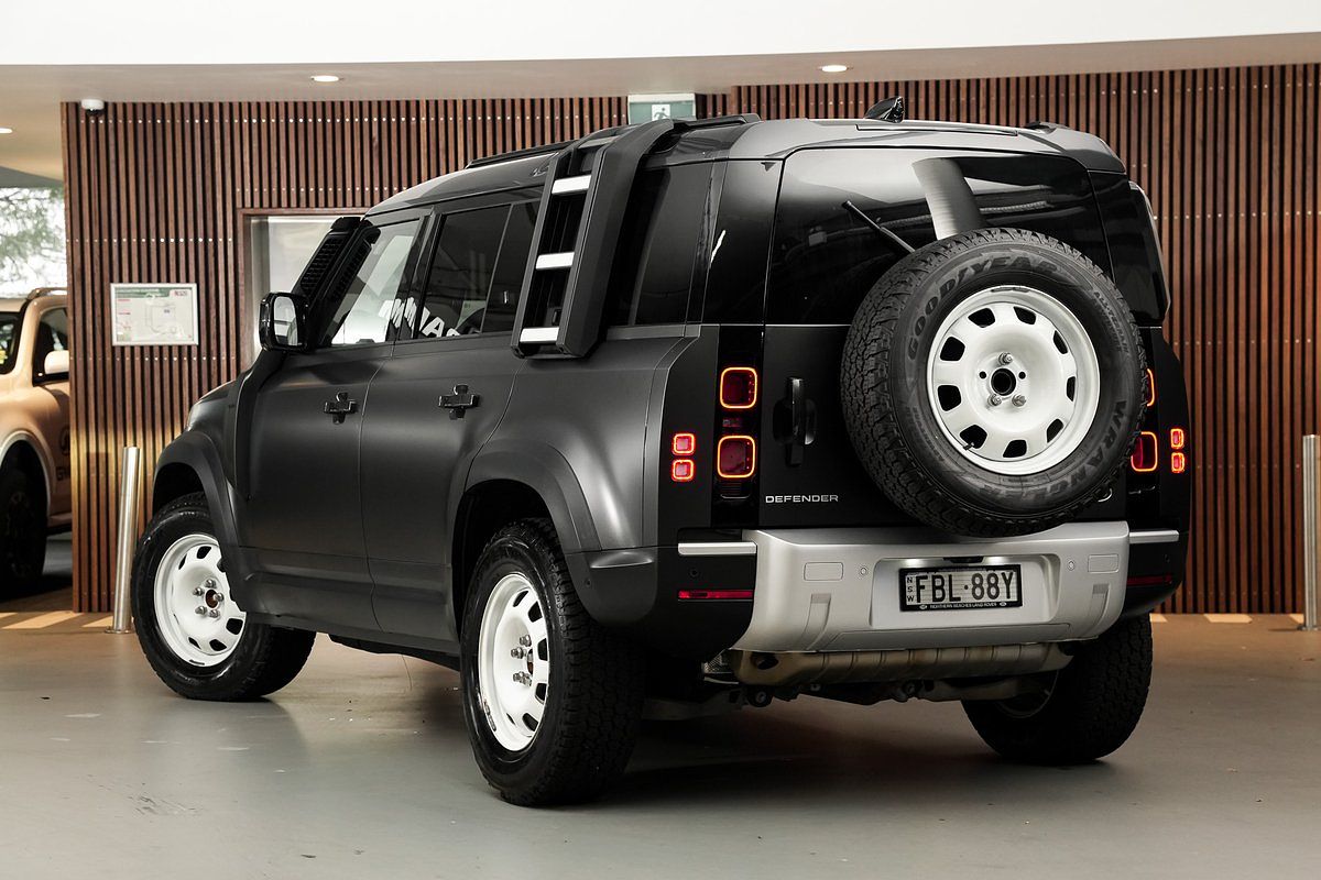 2023 Land Rover Defender 110 P300 L663