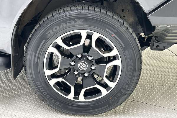 2023 Toyota Hilux SR5 GUN126R 4X4 thumb-9