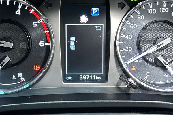 2023 Toyota Hilux SR5 GUN126R 4X4 thumb-13