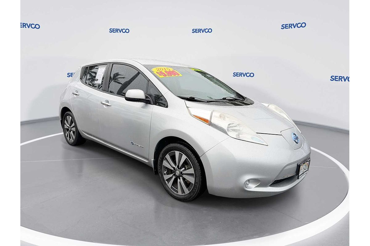 2015 Nissan LEAF SV