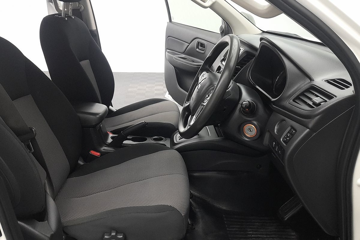 2022 Mitsubishi Triton GLX MR Rear Wheel Drive