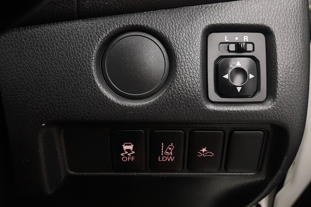 2022 Mitsubishi Triton GLX MR Rear Wheel Drive