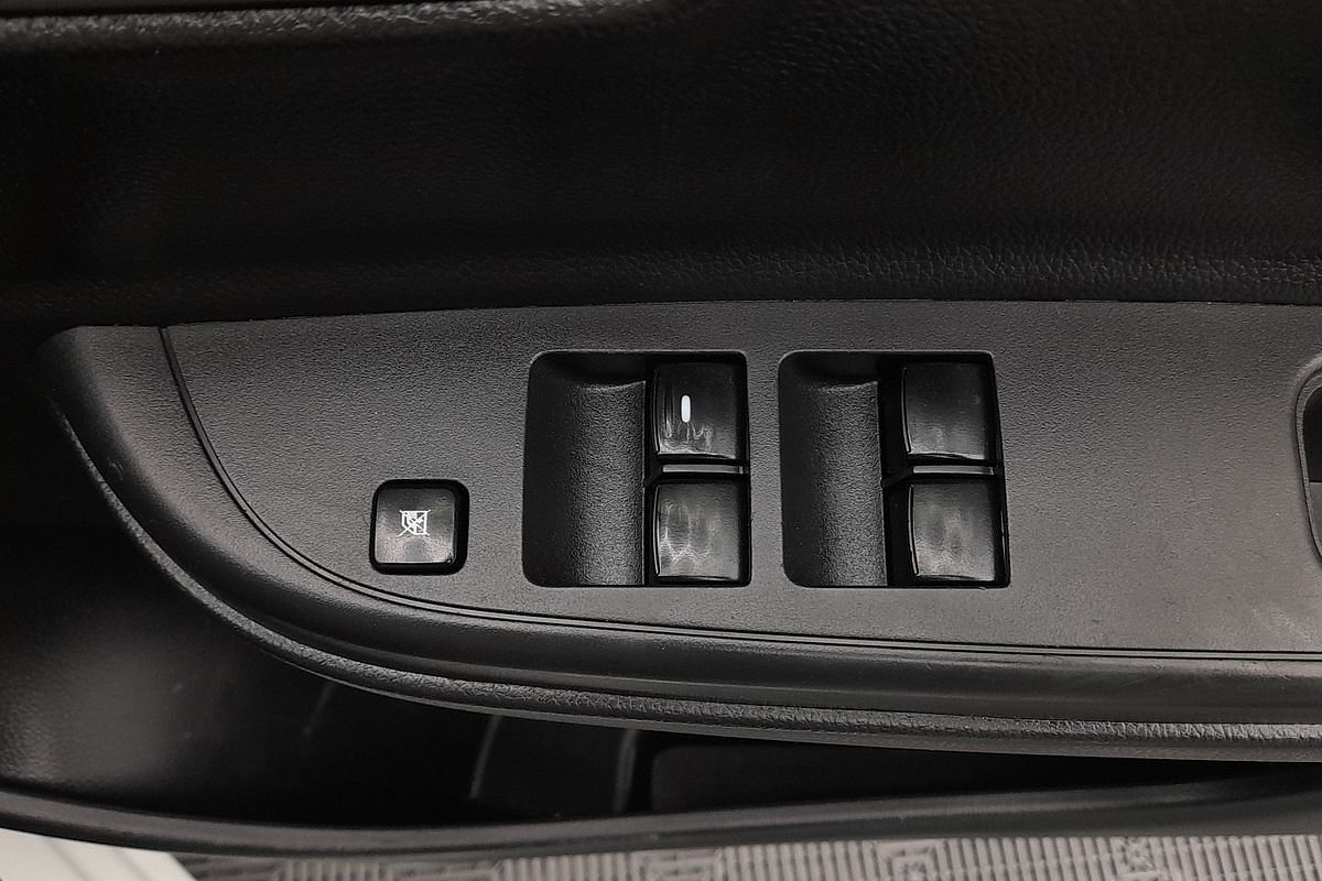 2022 Mitsubishi Triton GLX MR Rear Wheel Drive