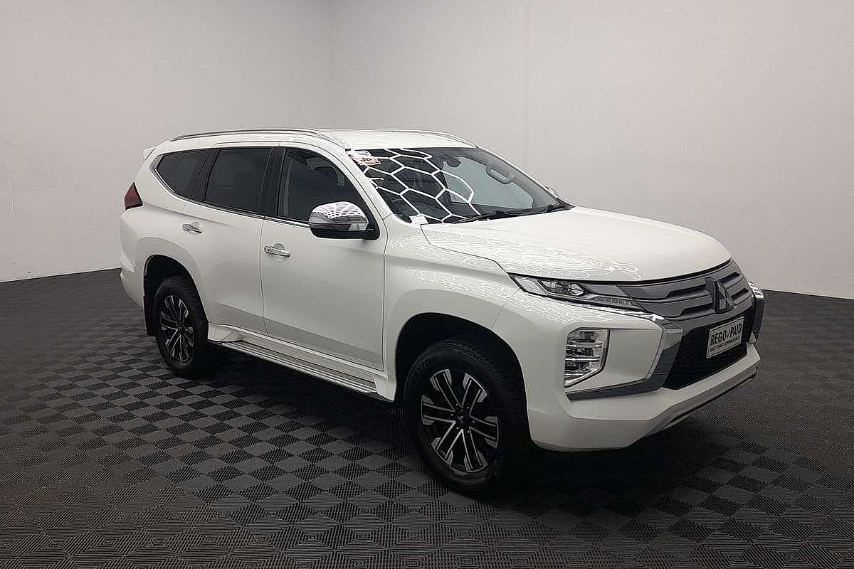 2022 Mitsubishi Pajero Sport GLS QF