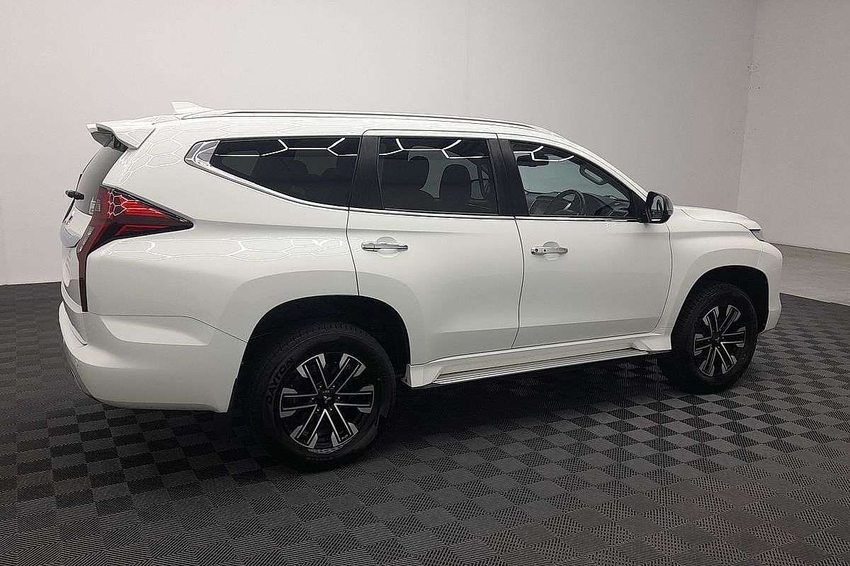 2022 Mitsubishi Pajero Sport GLS QF